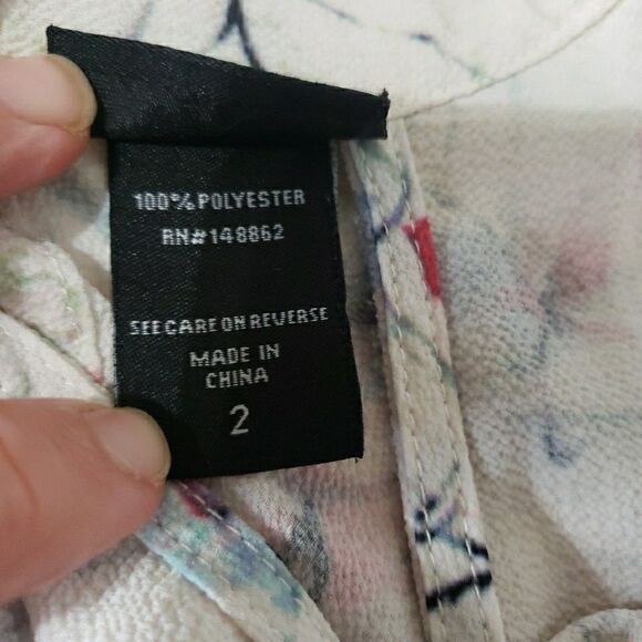 Torrid Women's Top Size 2 US 2XL Floral Keyhole Back Sleeveless Feminine - Picture 8 of 10